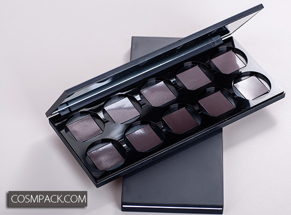 magnetive eyeshadow pallets